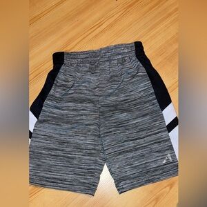 4 T 
Shorts & pants